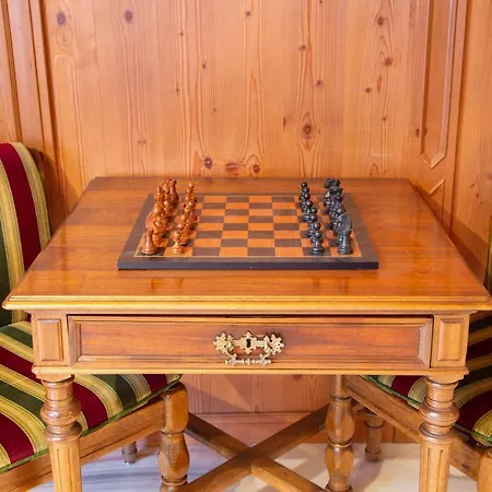 Lägenhetshotell Hirschenau 4*