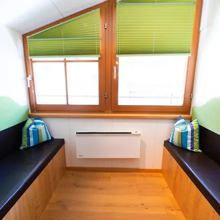 Hotel apartamentowy Hirschenau 4*
